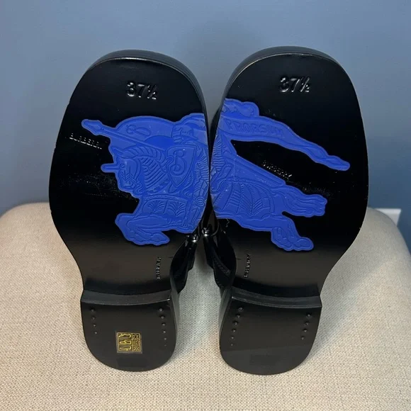 Burberry Black Saddle Low Leather Boots - Picture 6 of 10